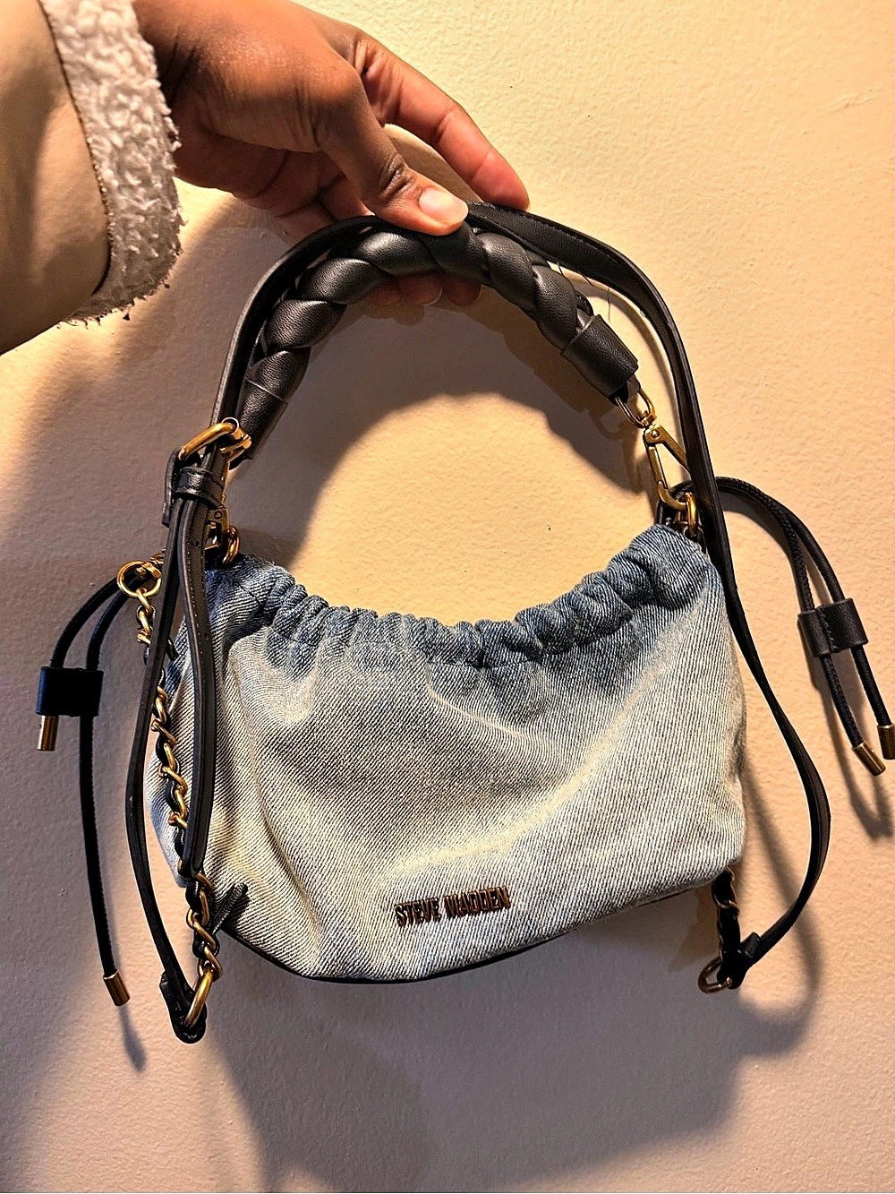Steve Madden Larisa Bag Denim Shoulder Bag in Blue & Black
